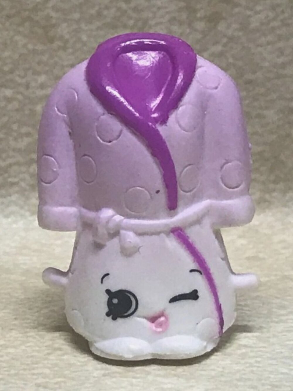 EXCLUSIVE Series 4 Exclusive Jessie Dressing Gown Shopkins
